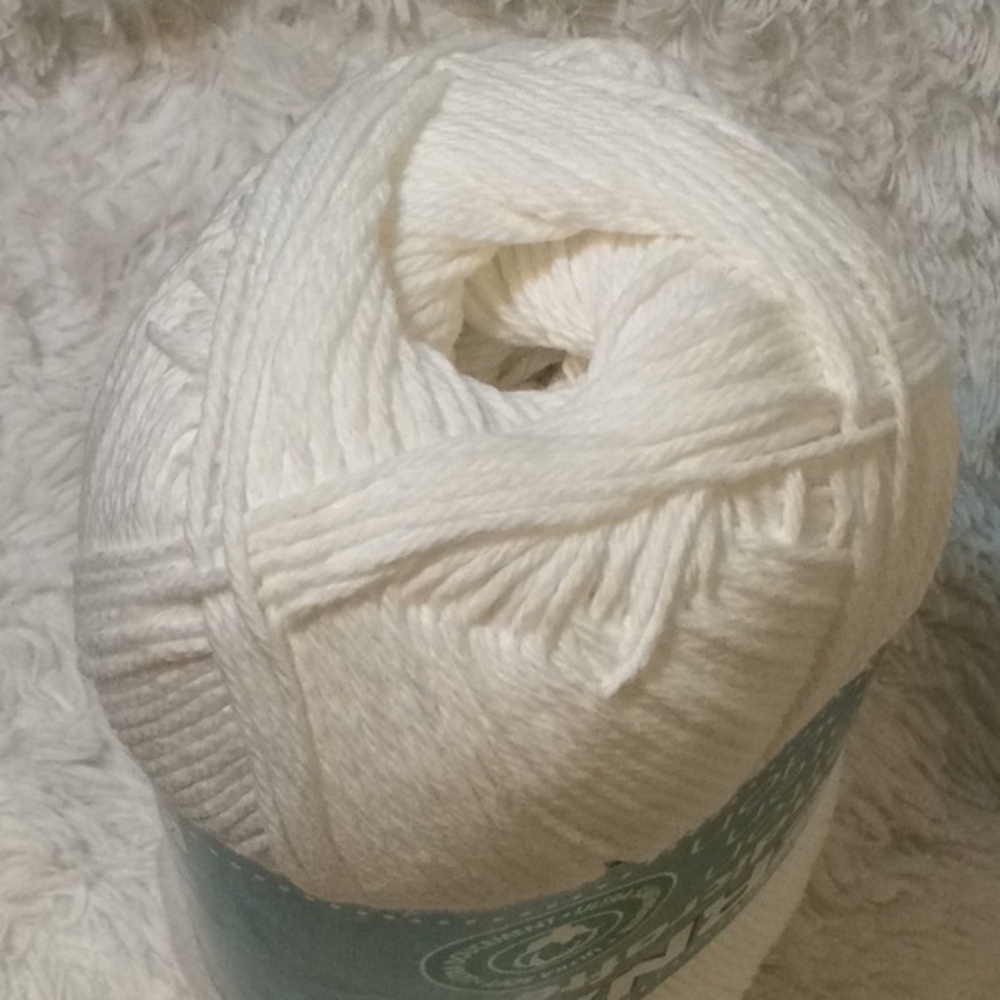 1 skein of cotton yarn - White - Picture 4 of 9